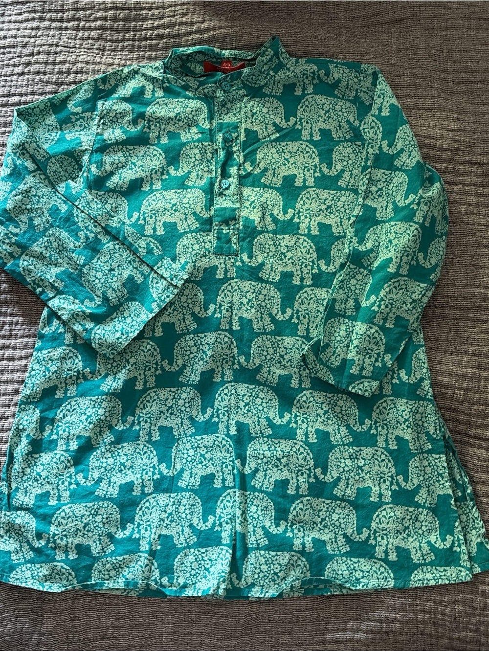 Authentic blockprint kids tunic/shirt. Unique purchased in a boutique in Jaipur.